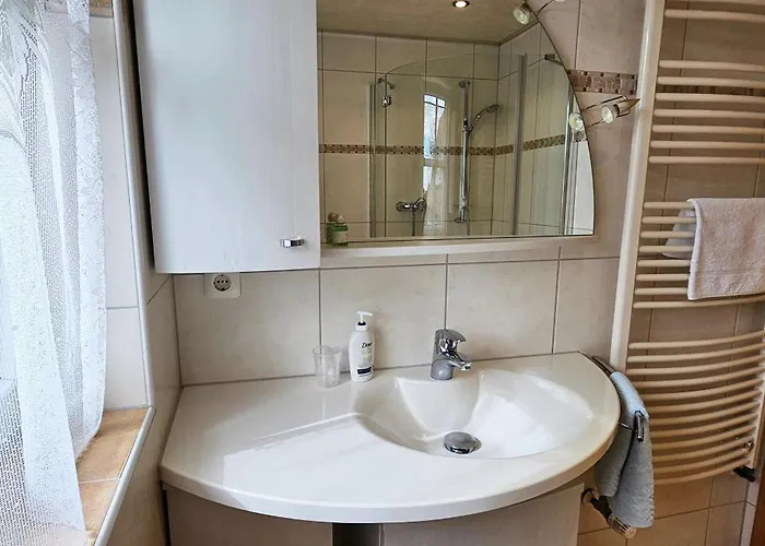 Bio-bauernhof Rhoen * Schleid